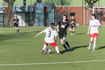 Bild 67 - wBJ SV Wahlstedt - SV Henstedt Ulzburg : Ergebnis: 0:1